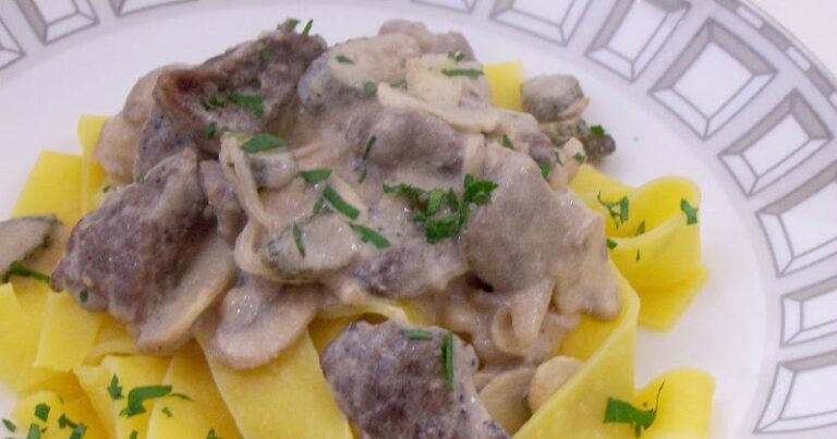 Geschnetzeltes nach Stroganoff-Art mit der ActiFry - Rezepten