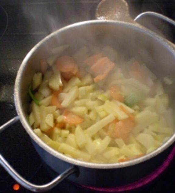 Kartoffelsuppe hausgemacht